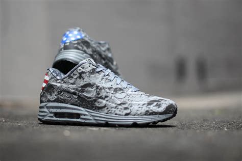 nike air max lunar grau gelb|Nike moon landing shoes for men.